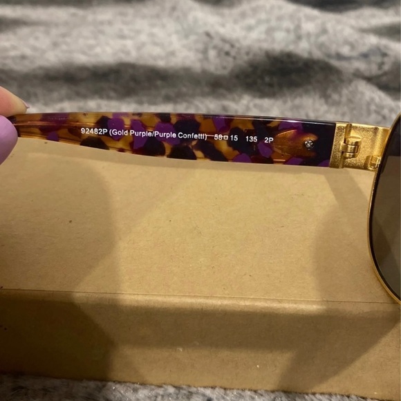 Coach sunglasses - Picture 5 of 6